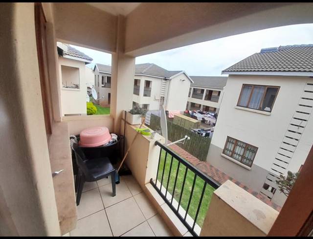 1 BEDROOM APARTMENT FOR SALE IN HESTEAPARK